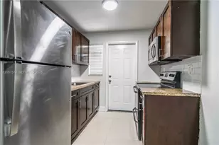 7927 East Dr, North Bay Village, FL 33141 - Photo 7