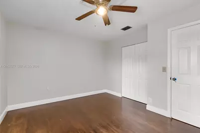 405 SW 77th Ave, North Lauderdale, FL 33068 - Photo 21