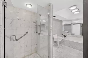 3000 Island Blvd, Aventura, FL 33160 - Photo 35