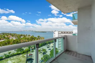 7900 Harbor Island Dr, North Bay Village, FL 33141 - Photo 3