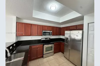 11601 NW 89 St #106, Doral, FL 33178 - Photo 9