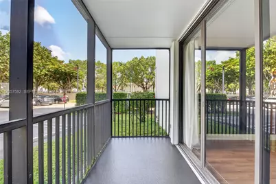3301 N Country Club Dr #101, Aventura, FL 33180 - Photo 21