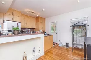 1025 NE 17th Way, Fort Lauderdale, FL 33304 - Photo 9