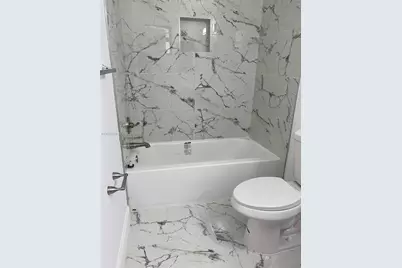 10537 NW 8th St, Pembroke Pines, FL 33026 - Photo 17