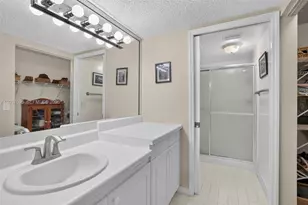 7449 N Devon Dr, Tamarac, FL 33321 - Photo 17