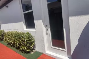 27701 SW 134th Ct - in Law Quarters, Homestead, FL 33032 - Photo 3