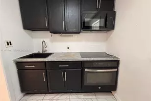 1079 NW 112th Terrace, Miami, FL 33168 - Photo 3