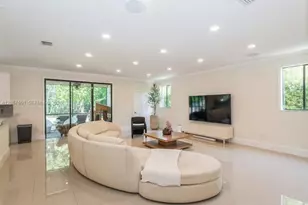 18704 SW 76th Ct, Cutler Bay, FL 33157 - Photo 5