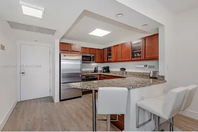 2301 Collins Ave #1528, Miami Beach, FL 33139 - Photo 11