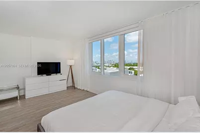 2301 Collins Ave #1528, Miami Beach, FL 33139 - Photo 17