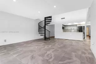 8350 Dundee Terrace, Miami Lakes, FL 33016 - Photo 11