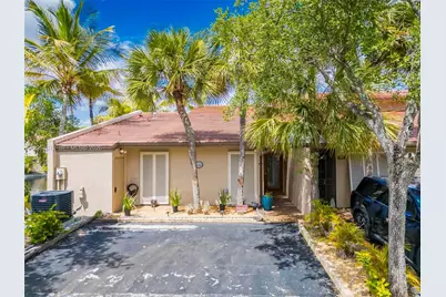 8350 Dundee Ter, Miami Lakes, FL 33016 - Photo 41