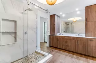 8350 Dundee Terrace, Miami Lakes, FL 33016 - Photo 25