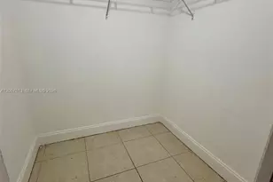 8060 N Colony Cir N, Tamarac, FL 33321 - Photo 5