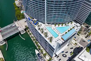 200 Biscayne Blvd Way, Miami, FL 33131 - Photo 3