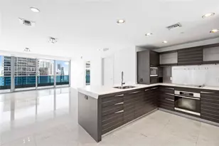 200 Biscayne Blvd Way, Miami, FL 33131 - Photo 9