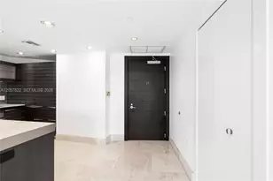 200 Biscayne Blvd Way, Miami, FL 33131 - Photo 7
