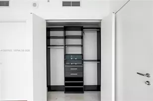 200 Biscayne Blvd Way, Miami, FL 33131 - Photo 25