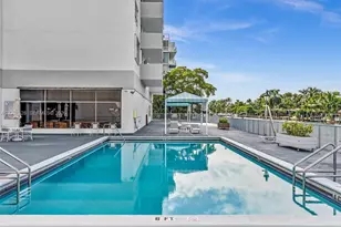 10000 W Bay Harbor Dr, Bay Harbor Islands, FL 33154 - Photo 31