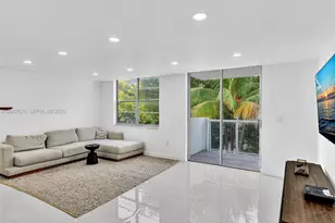10000 W Bay Harbor Dr, Bay Harbor Islands, FL 33154 - Photo 7