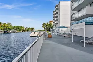10000 W Bay Harbor Dr, Bay Harbor Islands, FL 33154 - Photo 33