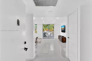 10000 W Bay Harbor Dr, Bay Harbor Islands, FL 33154 - Photo 1