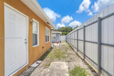 529 NW 88th St #3, El Portal, FL 33150 - Photo 27