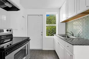 529 NW 88th St, El Portal, FL 33150 - Photo 17