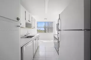 1300 NE Miami Gardens Dr, Miami, FL 33179 - Photo 13
