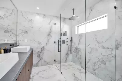 3010 NE 46th St, Fort Lauderdale, FL 33308 - Photo 27