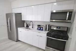 251 NW 57th Ave, Miami, FL 33126 - Photo 27