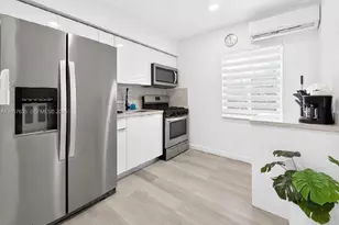 251 NW 57th Ave, Miami, FL 33126 - Photo 11