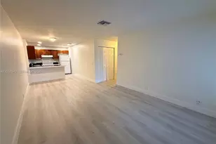 10835 NW 45th St, Coral Springs, FL 33065 - Photo 5