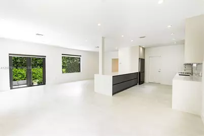 925 Algaringo Ave, Coral Gables, FL 33134 - Photo 3