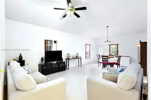 24443 SW 129th Pl, Homestead, FL 33032 - Photo 5