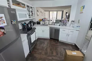 1710 NE 191st St, Miami, FL 33179 - Photo 9