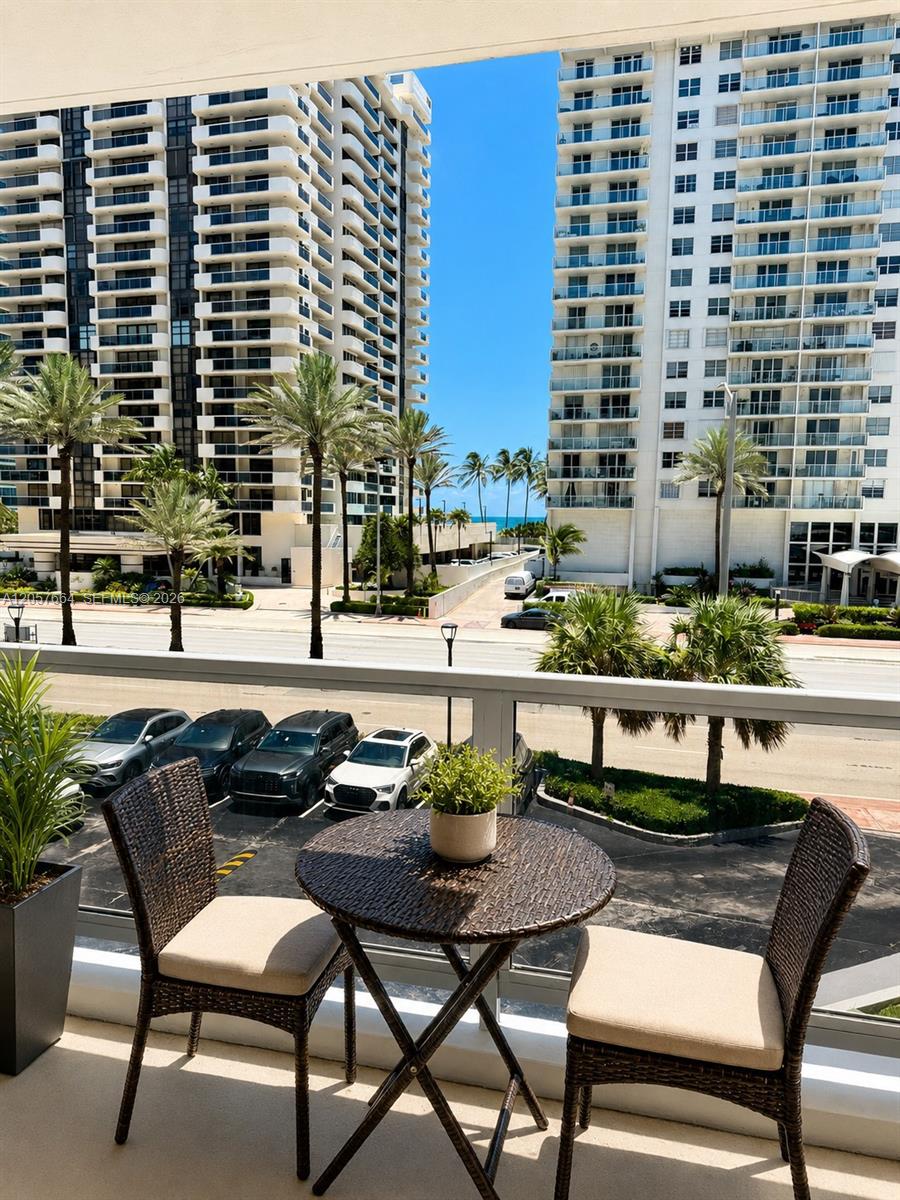 5700 Collins Ave #3C - 5700 Collins Ave #3C, Miami Beach, FL 33140 Luxury Property | Jose Angel Pina