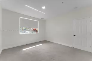 950 SW 147th Ave, Pembroke Pines, FL 33027 - Photo 19