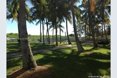 6301 Collins Ave #1504, Miami Beach, FL 33141 - Photo 23