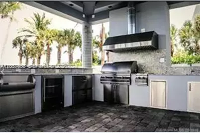 6301 Collins Ave #1504, Miami Beach, FL 33141 - Photo 29