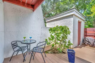 3908 Parkside Ln, Hollywood, FL 33021 - Photo 37