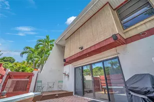 3908 Parkside Ln, Hollywood, FL 33021 - Photo 37