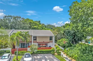 3908 Parkside Ln, Hollywood, FL 33021 - Photo 7
