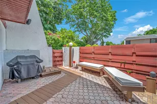 3908 Parkside Ln, Hollywood, FL 33021 - Photo 39