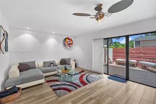 3908 Parkside Ln, Hollywood, FL 33021 - Photo 3