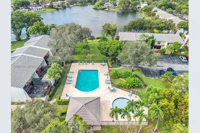 3908 Parkside Ln #229, Hollywood, FL 33021 - Photo 47
