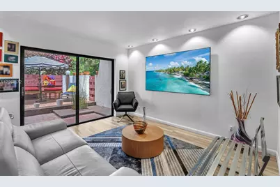 3908 Parkside Ln #229, Hollywood, FL 33021 - Photo 13