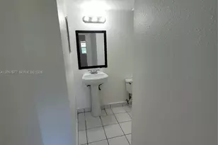 5100 SW 41st St, Pembroke Park, FL 33023 - Photo 21
