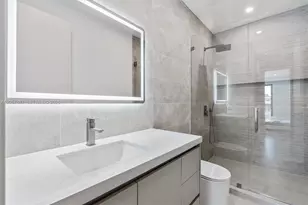 1319 NE 13th Ave, Fort Lauderdale, FL 33304 - Photo 21