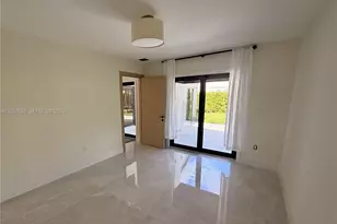 470 SW 88th Pl E, Miami, FL 33174 - Photo 11